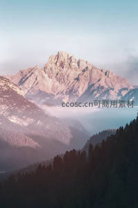 霞光万丈照耀云海仙山