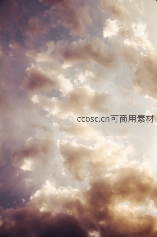 暮色云层光影交织的天空画卷