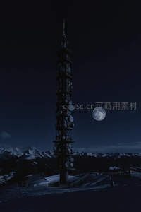 雪山之巅通信塔伴月