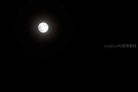 皎洁明月高悬夜空，清辉洒满寂静大地