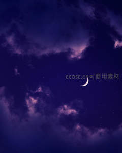 紫云缭绕星夜中的皎洁月牙