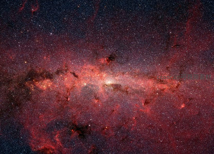 深空红色星云奇观