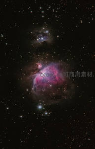 猎户座星云绽放粉紫光芒