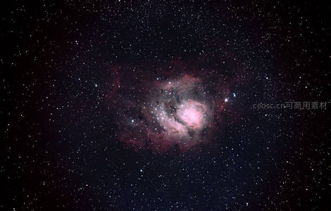 螺旋星系在星海中闪耀
