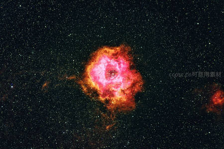 玫瑰星云绽放于黑暗宇宙，粉红炽热