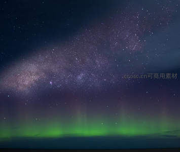 银河与极光共舞的宇宙奇观