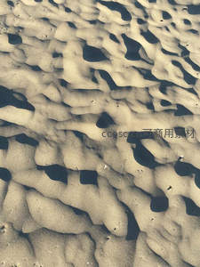 光影交错的沙纹抽象画