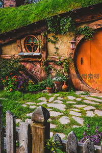 童话风格的霍比特人小屋