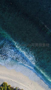 俯瞰海岸线的壮丽画卷