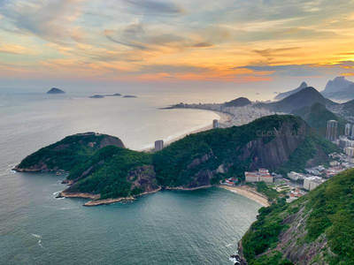 里约热内卢山海城景日落全景
