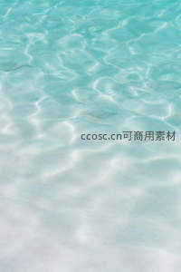 清澈碧波水面涟漪荡漾如镜