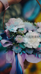 梦幻蓝紫渐变花篮盛放