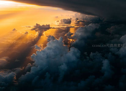 神迹之光穿透云层，洒向大地