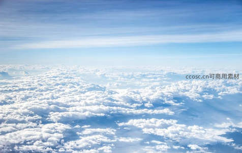 高空俯瞰云海，洁白无瑕似梦境