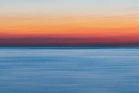 抽象风格的海天日落渐变美景