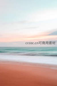 柔焦海浪轻抚沙滩的梦幻时刻