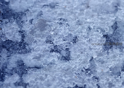 冰晶纹理细腻如画
