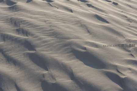 风塑沙纹：大自然的细腻笔触