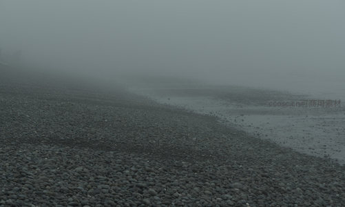 雾霭漫滩，石径通幽向海天