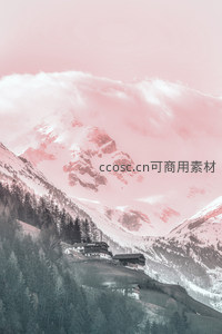 山间村落与粉雪峰峦