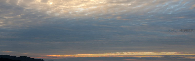 晨曦云海温柔拂过山峦