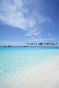 碧海蓝天下的热带海岛风情