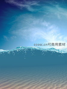 水下沙丘与蔚蓝天空的奇幻交界