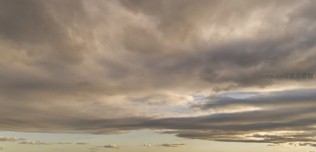 暮色苍茫云海翻腾如画卷