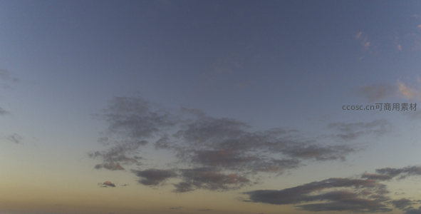 暮色苍穹，云霞染天际