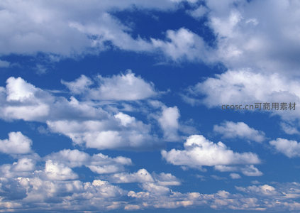 大片层叠云海覆盖在蔚蓝天空之上