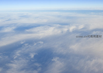 云端之上，薄雾轻纱漫舞苍穹