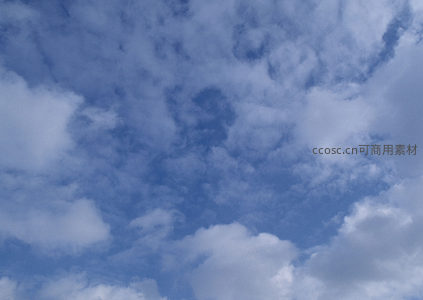 云海翻涌，蔚蓝苍穹如梦似幻