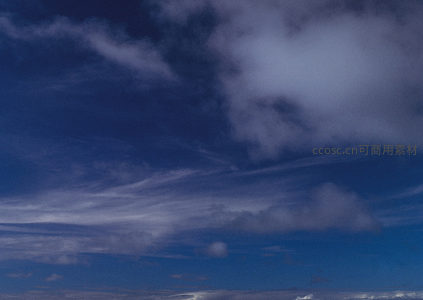 暮色云层笼罩深邃苍穹