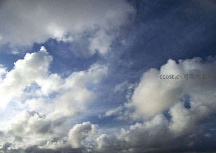 蓝天白云朵朵飘，自然风光无限好