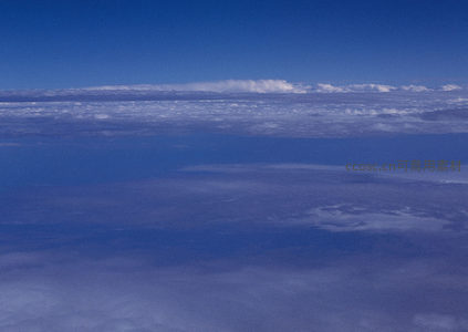 云海分层，层次分明