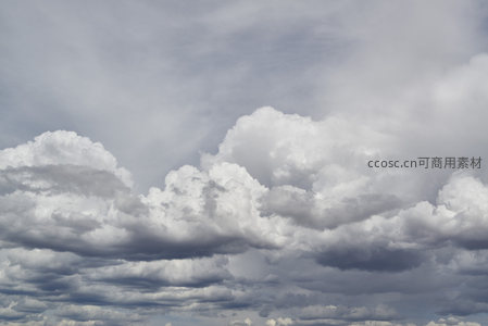 风云变幻中的壮阔云景