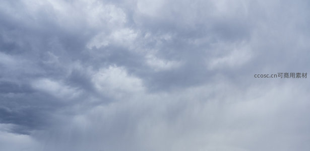 阴云密布天空预示风雨将至
