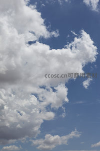 蓝天白云，纯净无瑕的天空美景。
