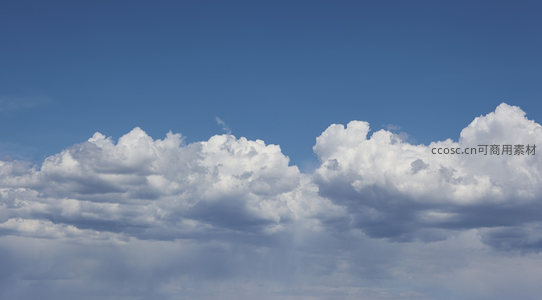 晴空万里中的连绵云海景观