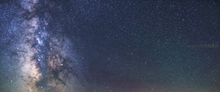 广角银河铺展夜空星辉满天