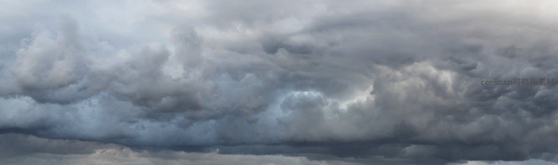 翻腾的积雨云层特写