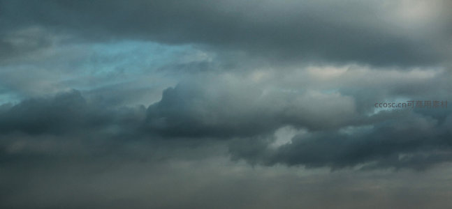 风暴前夕的压抑云层特写