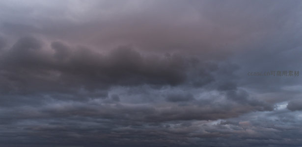 暮霭沉沉云蔽日，天地一色显苍茫