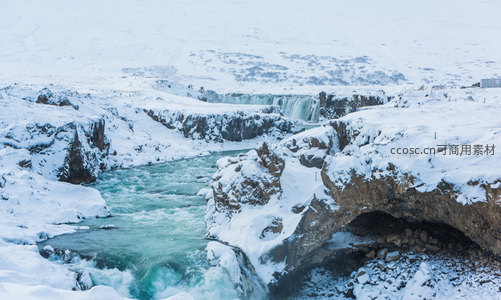 雪原峡谷瀑布奇观