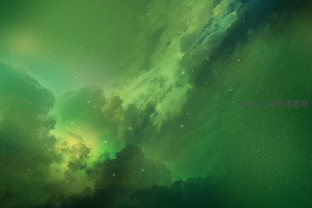 绿意盎然极光舞动夜空