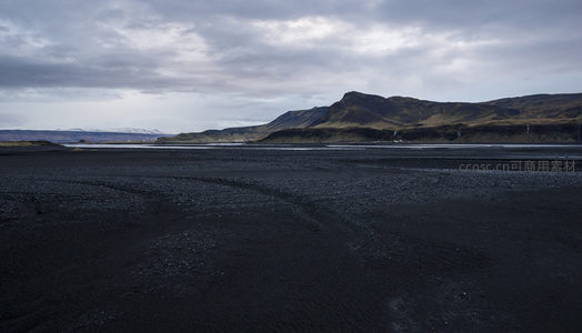 火山黑土平原与山丘