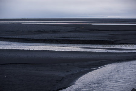 无垠黑土上的水网脉络
