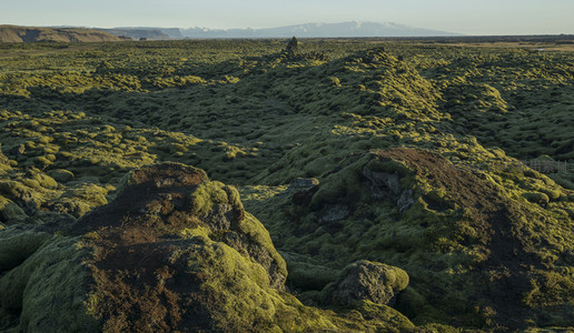 广袤苔原的壮丽航拍