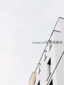 极简主义白色建筑剪影