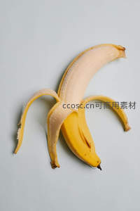 剥开的香蕉：日常水果的几何艺术